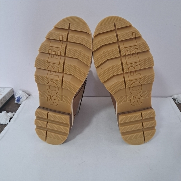 Sorel Lennox lace stkd waterproof boot brown 9.5 NWT - Picture 7 of 8